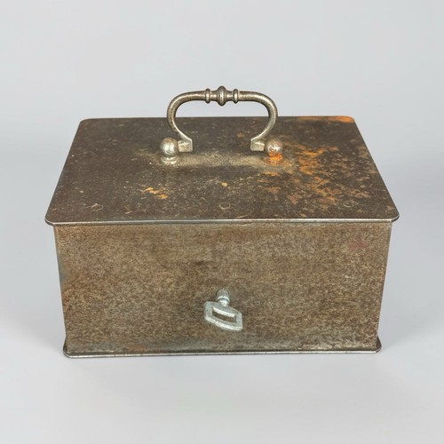 Ancien Petit Coffre-Fort
