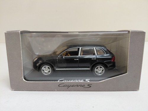 Voiture porsche cayenne - porsche,
