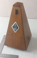 Ancien métronome en bois, Wittner