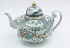 Grande Théière en PORCELAINE