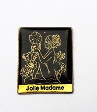 Pin's  parfum Balmain Jolie Madame