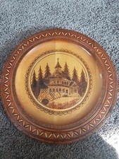 WALL VINTAGE CARVED DECOR