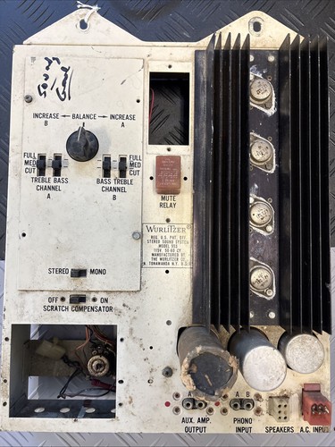 Wurlitzer amplifier model - amplifier, 553