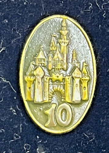 Pin disney cast - pin's,