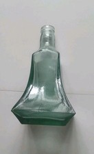 Objet : Bouteille en verre soufflé / forme torsadée / vert d’eauPoids : 1265 g
