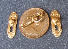 2 Métal Porte Boutons Plaques & Clés Tumdee 1:12 Échelle Poupées Maison Poignées