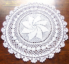 NAPPERON CROCHET FAIT MAIN CREATION S RAISONNIER ARTISANAT FRANCAIS blanc30c***