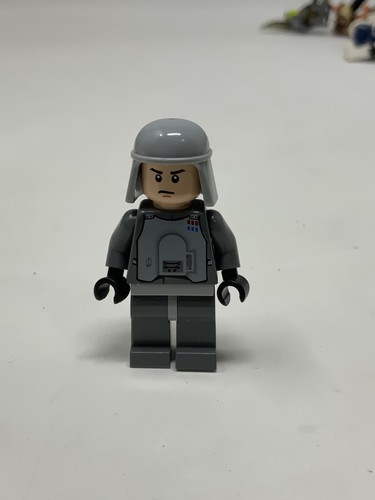 Lego general maximillian veers - general,