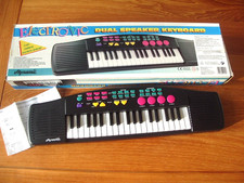 ORGUE ELECTRONIQUE MARQUE HYNAMIC PIANO COMME NEUF 54 X 14 CM STEREO 37 TOUCHES