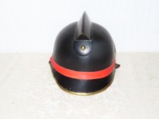 Casque De Pompier Antique Avec