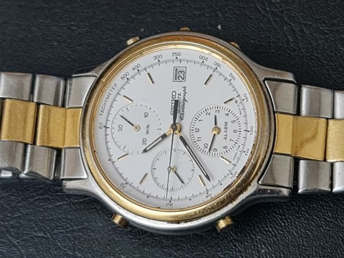 Seiko chronograph qurtz - seiko,