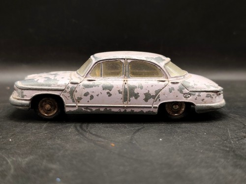 Dinky toys panhard 17 547 - panhard,