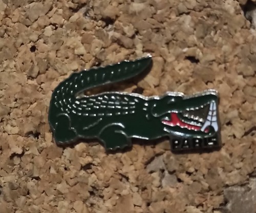 Pin lacoste luxe tennis - pin's,