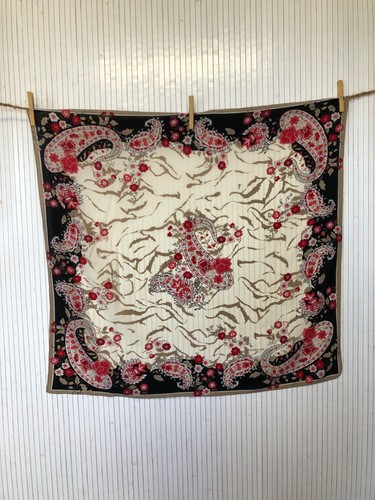 Grand foulard carré - grand, soie