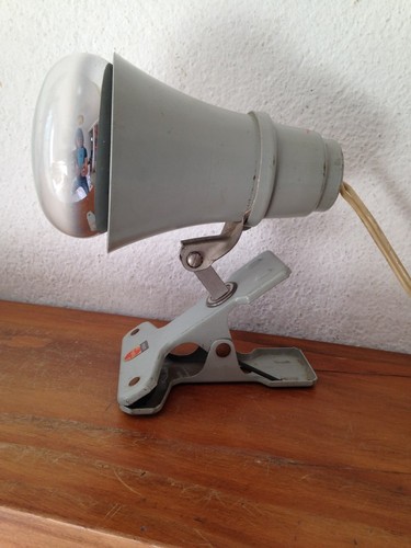Superbe lampe pince étau - pince,