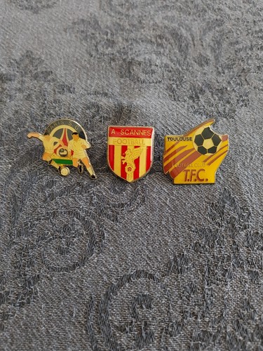 Pins pin football - pins, as