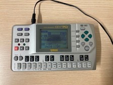 YAMAHA QY70