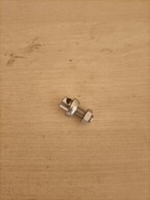 VIS TRINGLE DE GARDE BOUE MOBYLETTE MOTOBECANE 51/88/50..