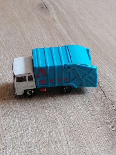 Matchbox camion poubelle
