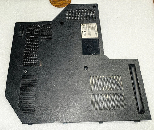 Trappe capot disque dur - capot,