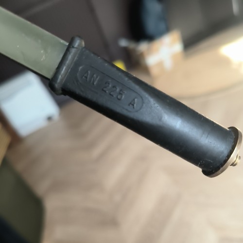 225 antenne radio - 225, a