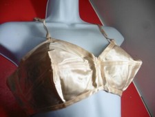 Lot 33 - Ancien Soutien gorge