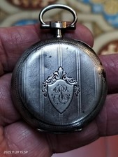 BOITIER DE MONTRE GOUSSET EN