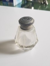 Ancienne Salière en verre Bouchon en Argent poinçon minerve