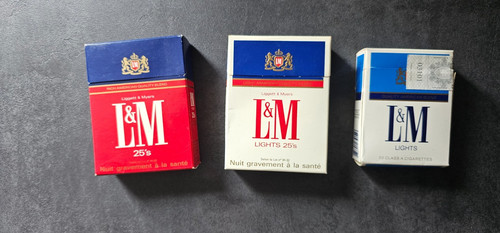 Lot paquets cigarettes vide - cigarettes,