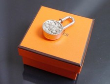 Authentique breloque HERMES