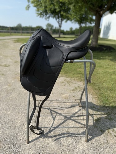 Devoucoux dressage saddle - devoucoux,