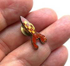 Pin's Corner N° 88 Hergé Fusée Tintin Lune, Hauteur: 25mm.