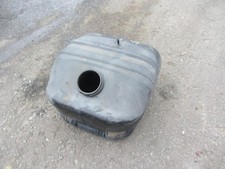 Réservoir plastique carburant