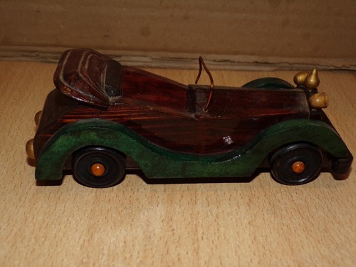 Ancienne voiture bois - ancienne,