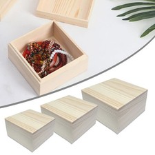 Exquise boîte en bois de pin