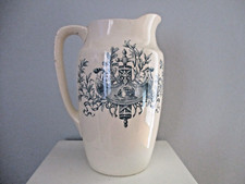 TTB  Aiguière / Pichet / Broc en Faience  CHANTECLER à Longchamp - France -