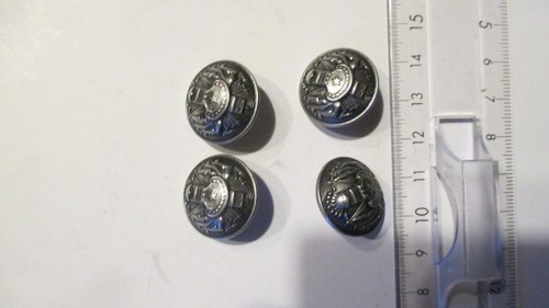 Boutons anciens uniforme - 4,