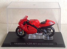 Moto de compétition n° 20