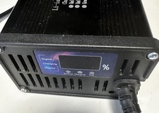 Chargeur Scooter Électrique 84 Volts 12 Amp Jamais Servi Neuf Déballé