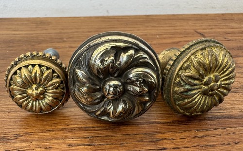 Anciens boutons meuble - de, en