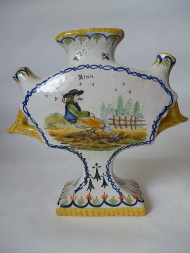 Bouquetiere faience de - bouquetiere,