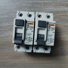 X2 Disjoncteurs Merlin Gerin