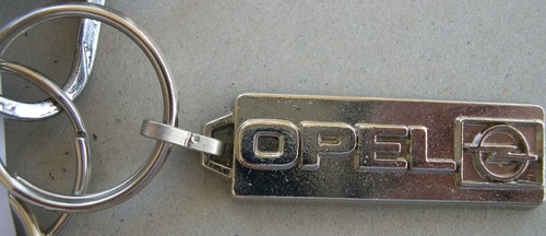 Porte cle metal opel - porte,