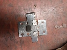   fixation assemblage armoire