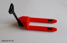 1/18 transpalette rouge garage atelier quai décor diorama  maquette entrepôt