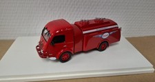 Renault Galion Citerne Esso 1/43 IXO sans boite