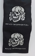 2 Têtes de mort de Hussard