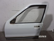 7751467509 PORTE AVANT GAUCHE / 5 PUERTAS / BLANCA / 4798685 POUR RENAULT 19 TXI