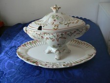 ANCIEN SOUPIERE ET PLAT PRESENTOIR EN FAIENCE ITALIE XX CERAMIQUE DECOR FLORAL