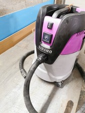 ASPIRATEUR PROFESSIONNEL